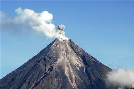 16-quakes-recorded-around-bulusan-after-ash-explosion