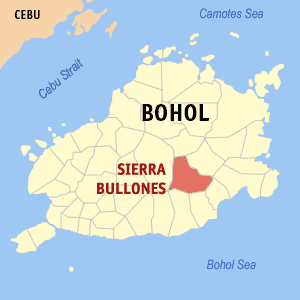 Land cracks alarm residents in Sierra-Bullones, Philippines