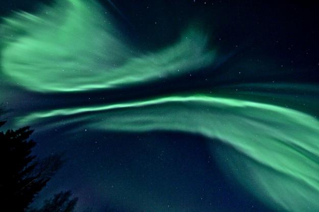 Subsiding geomagnetic storm (April 13,2011)
