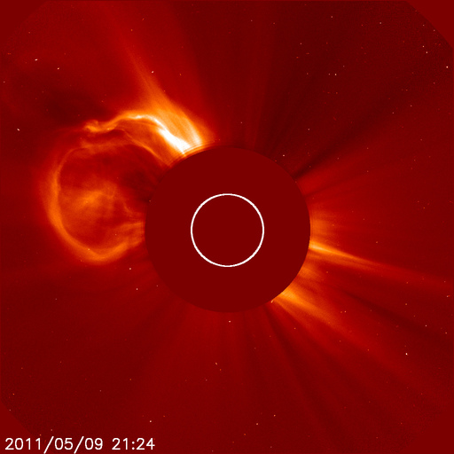 Spectacular CME, active region approaching Earth