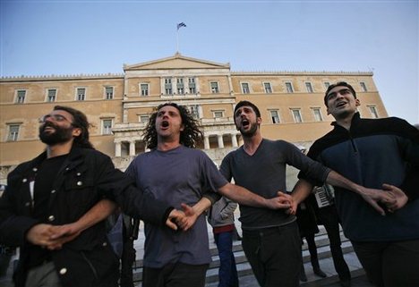 Thousands protesters gathered in Athens over austerity measures