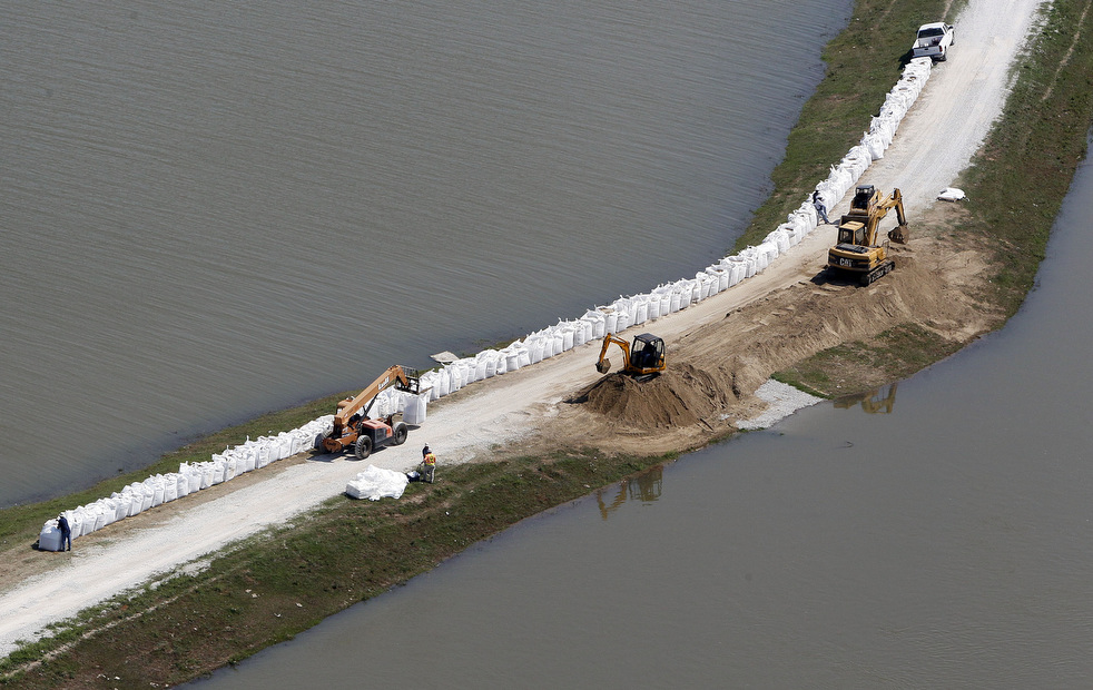 US 2011 Great Flood: Morganza spillway about to open