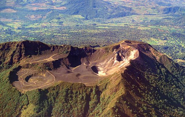 New activity at Turrialba volcano, Costa Rica