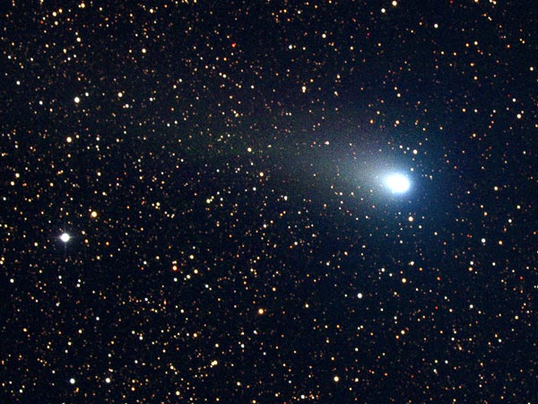 Skywatchers on Alert – Draconid meteor shower could unleash a burst of activity