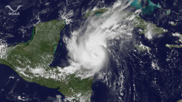 hurricane-rina-weakens-heads-for-cancun-and-cozumel