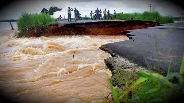 Landslides and floods hit Brasil – Entire state of Rio de Janeiro on high alert