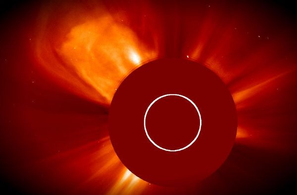 cme-might-deliver-a-glancing-blow-to-earths-magnetic-field-on-jan-7th