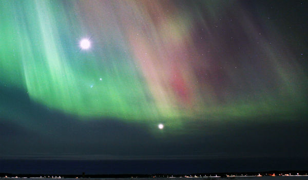 polar-magnetic-disturbance-farside-eruptions-and-auroras
