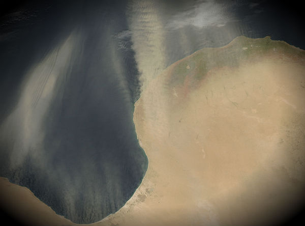 dust-plumes-off-the-libya-coast