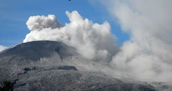 eruption-of-colombian-nevado-del-ruiz-volcano-likely-within-days-or-weeks