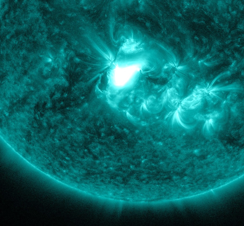 Another long duration solar flare erupted from Sunspot 1504 – M1.9