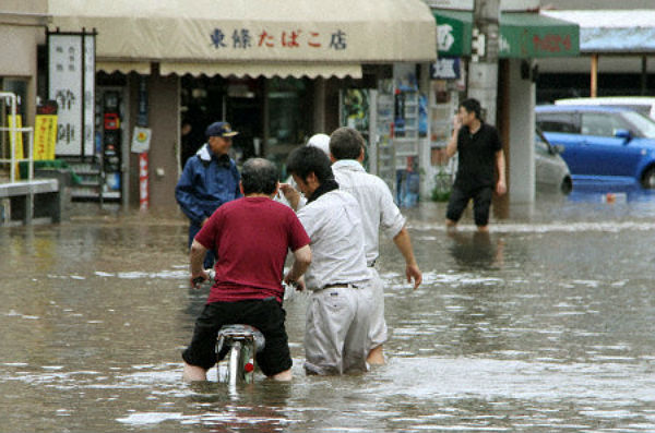 deadly-floods-follow-record-japan-rain