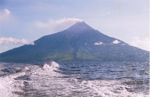 active-volcanoes-in-the-world-june-27-july-3-2012