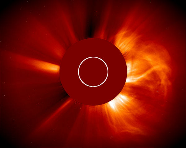 sunspot-1564-long-duration-m1-4-solar-flare