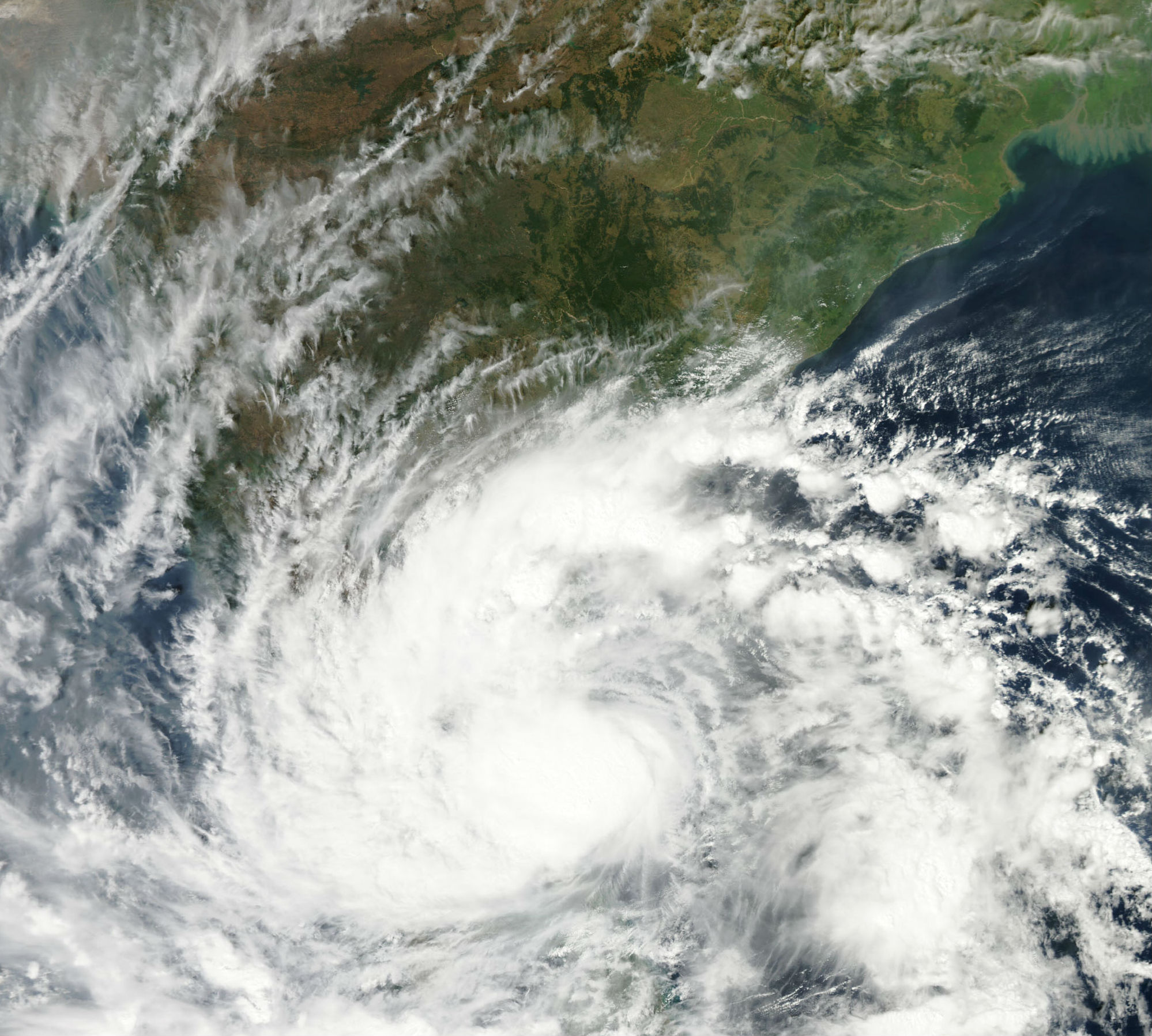 tropical-cyclone-nilam-loosing-strenght-landfall
