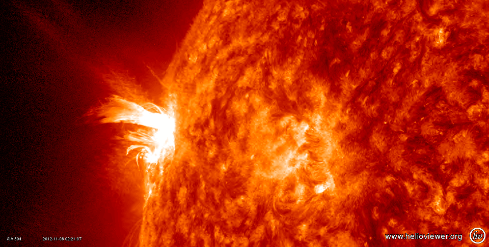 Sun hurled two bright CMEs into space, both non-Earthbound