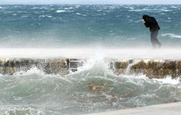Cyclone Ladislav raised Adriatic sea levels, submerged streets along Croatian coastline cities