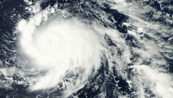 Typhoon Bopha moves toward Philippines