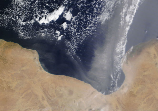 Thick dust over Tibesti Mountains (Chad) and Gulf of Sidra (Libya)