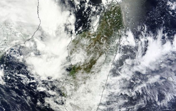 area-of-convection-developing-off-coast-of-madagascar