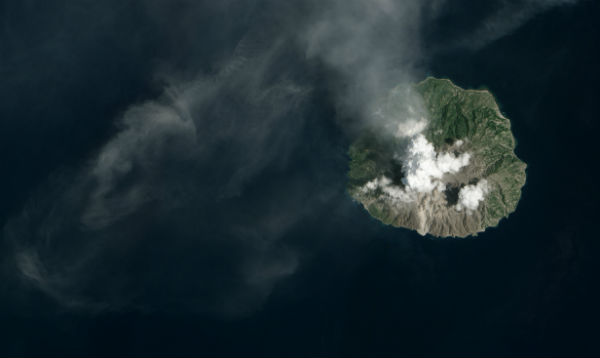 new-eruption-of-paluweh-volcano