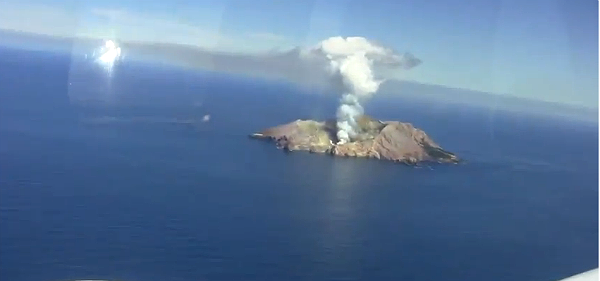 Volcano gas flights over New Zealand’s volcanoes