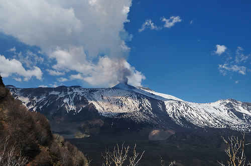 Active volcanoes in the world: April 3 – April 9, 2013