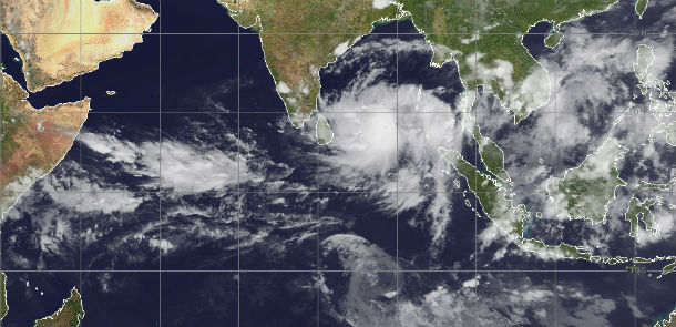 Red alert for wind impact in Bangladesh – Tropical Cyclone 01B developed in Bay of Bengal