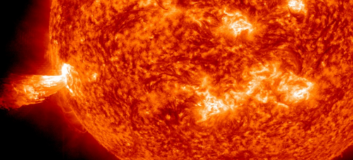 moderate-solar-flare-measuring-m2-9-erupted-from-region-1777