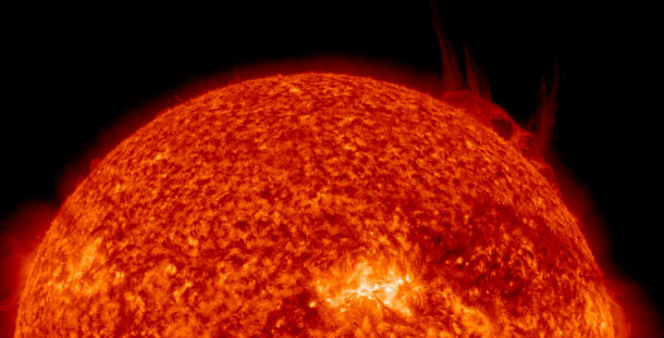 Large solar prominence on the northwest limb