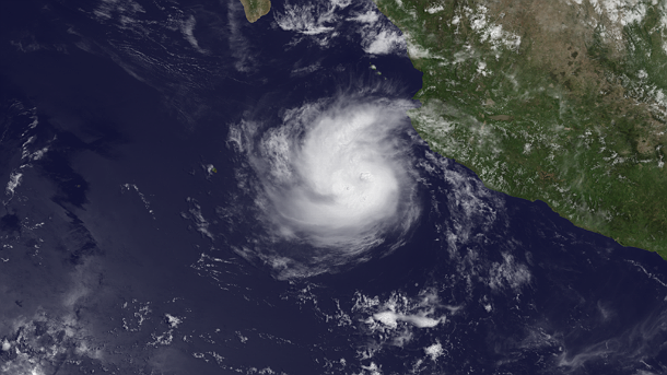 Dalila strengthened to hurricane, moving away from southern Mexico coast