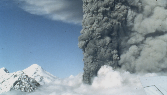New tool for reporting Alaska volcanic ash fall allows residents to assist scientific monitoring
