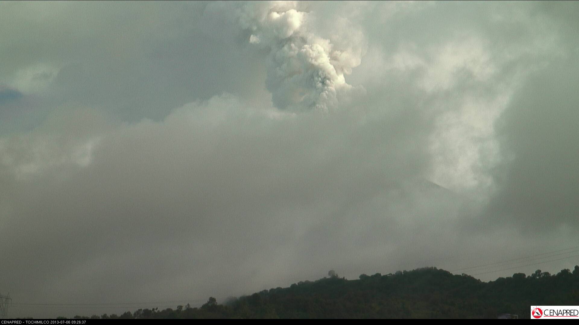Volcanic alert level raised as eruption intensifies at Popocatepetl volcano, Mexico