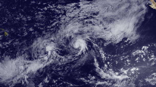 Hurricane Henriette moving away from Hawaii