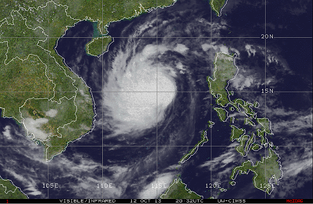 Typhoon Nari intensifies in South China Sea – on track toward Vietnam