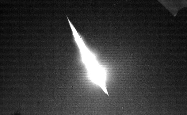 fireball-meteor-exploded-30-km-above-sarajevo-bosnia