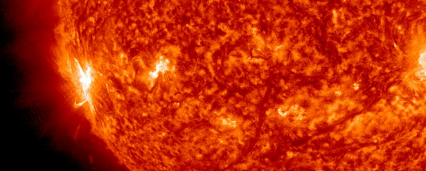 moderate-m2-4-solar-flare-erupted-from-new-region-on-eastern-limb