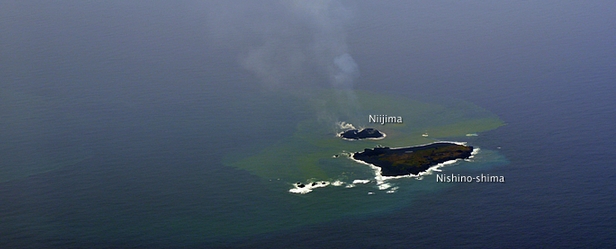 activity-on-newly-emerged-japanese-island-picks-up-niijima-new-images-and-video