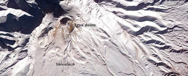 Shiveluch spews ash 9 km into the air, Kamchatka