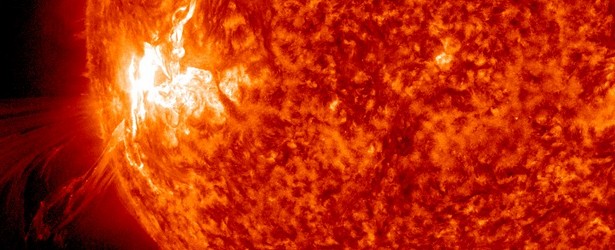 Growing region 1967 produced strong M6.6 solar flare, glancing blow from CME possible