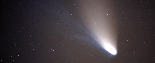 Hale-Bopp: the electric comet