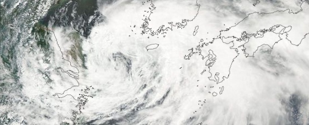 Alerts issued as Tropical Storm “Nakri” heads for landfall in South Korea