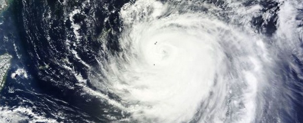 Typhoon “Halong” approaching mainland Japan