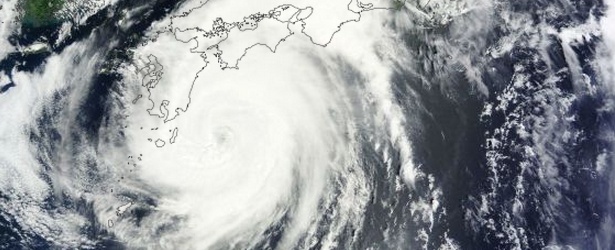 Typhoon “Halong” to make landfall in southern Japan, grounds flights