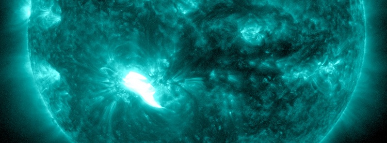 Strong M8.7 solar flare erupted from Region 2192