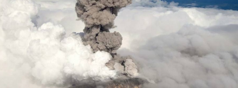 turrialba-volcano-erupts-costa-rica