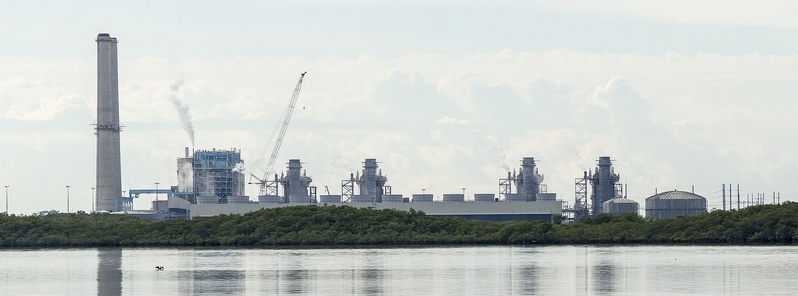 Miami area nuclear plant in partial shutdown after steam leak