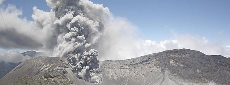 Turrialba eruption spews large quantities of ash onto nearby communities, Costa Rica