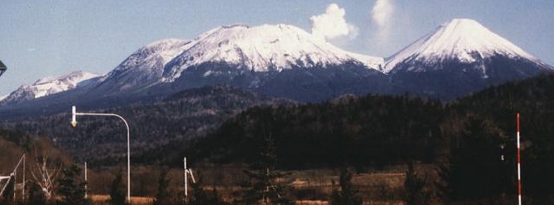 Swarm of shallow earthquakes registered under Meakandake volcano, Hokkaido – Japan