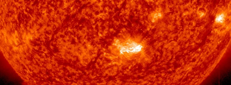 M1.9 solar flare erupts from Sun’s central region 2422